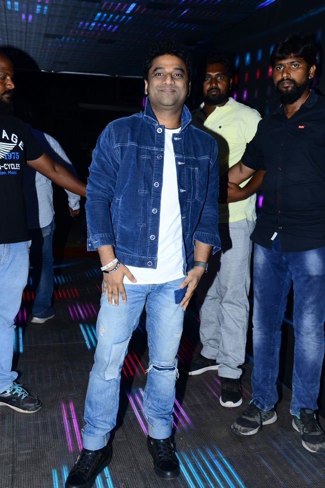 Maharshi-Movie-Pre-Release-Event